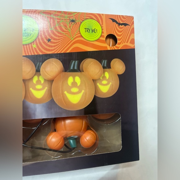 Disney Halloween Mickey Mouse Musical Projection String Lights 8 Ft Long 🎃🧡 - Picture 2 of 4